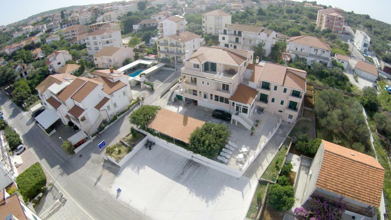 Apartments Fumija Trogir Ngoại thất bức ảnh