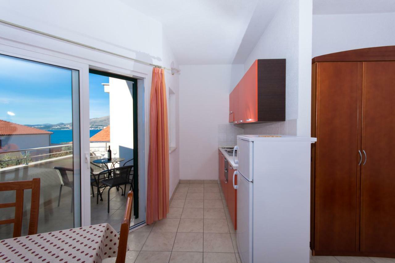 Apartments Fumija Trogir Ngoại thất bức ảnh