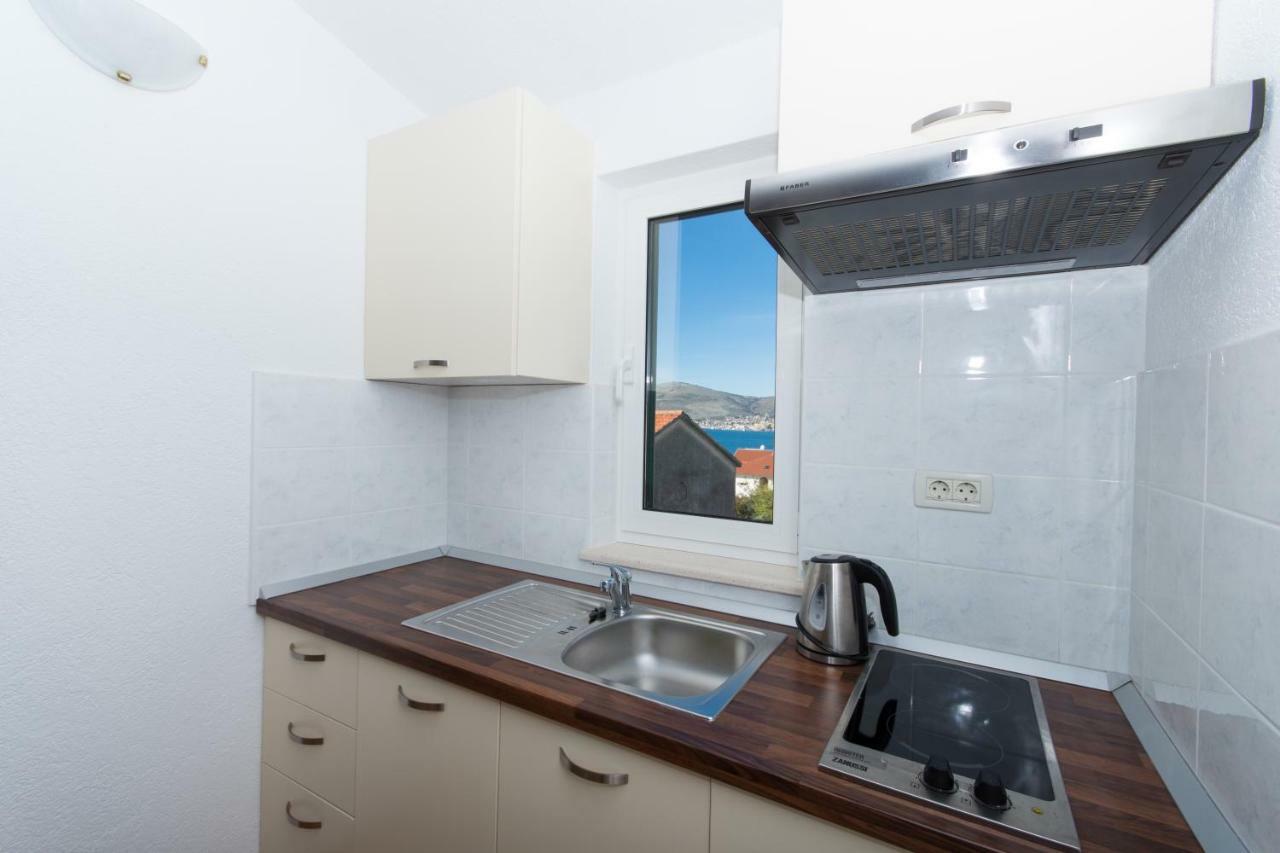 Apartments Fumija Trogir Ngoại thất bức ảnh
