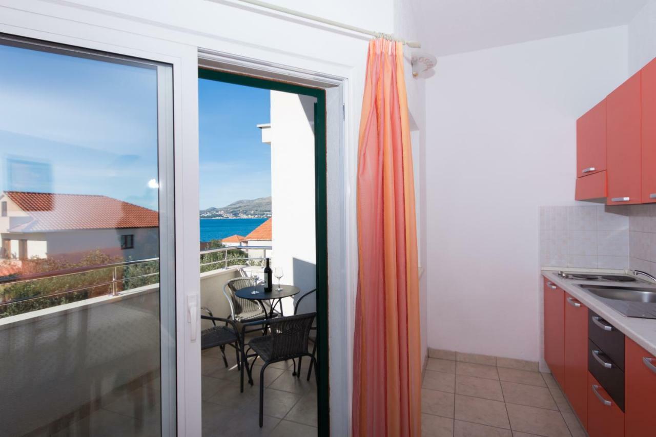 Apartments Fumija Trogir Ngoại thất bức ảnh